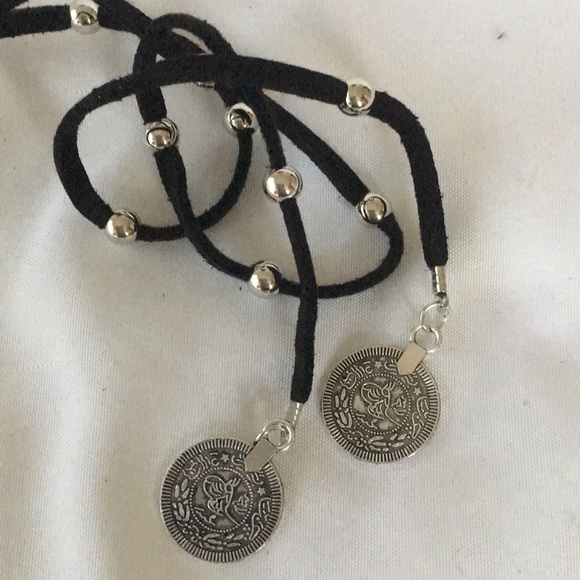 New! Bohemian Beaded Black Cord Choker - Picture 4 of 9